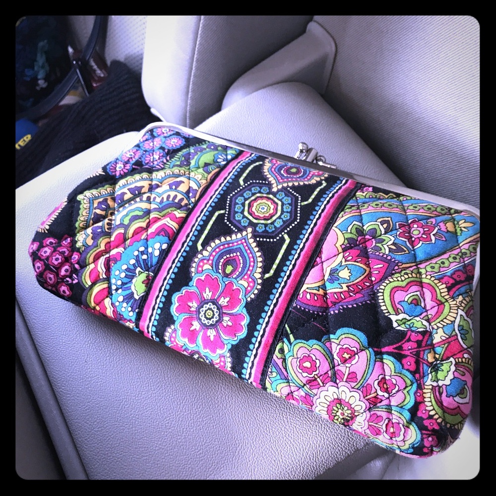 VERA BRADLEY LARGE SYMPHONY IN HUE WALLET RETIRED